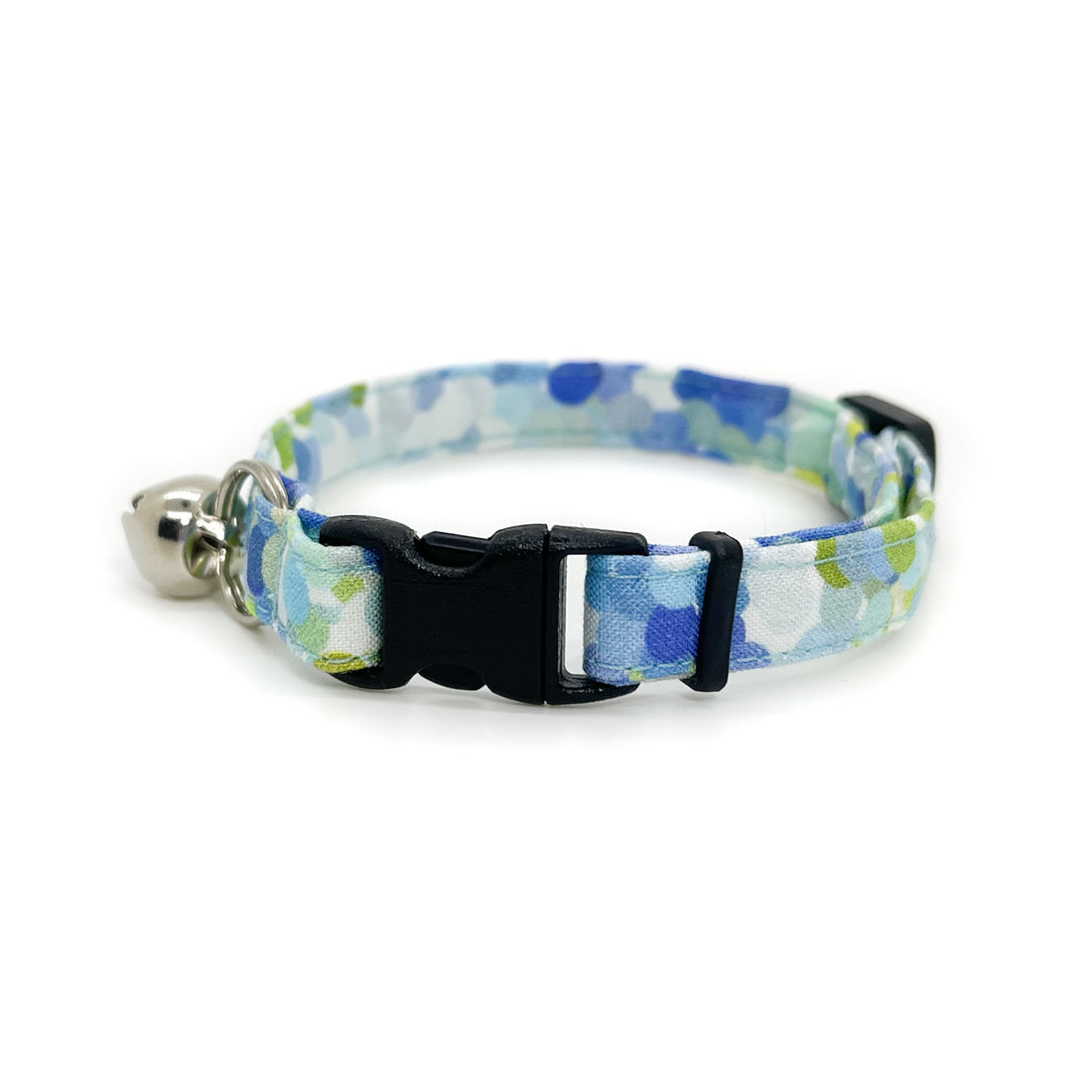 Persnickety Pets: Blue raindrops breakaway cat collar