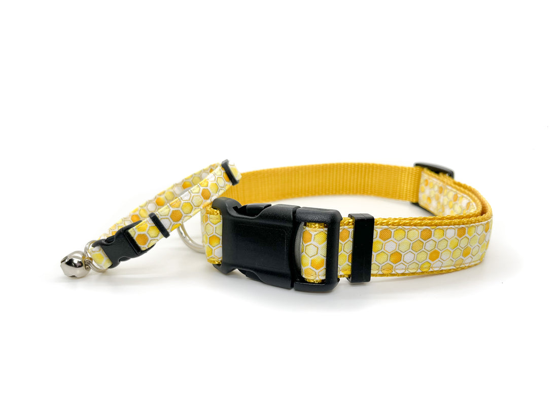 Persnickety Pets: Honeycomb cat and dog collars 
